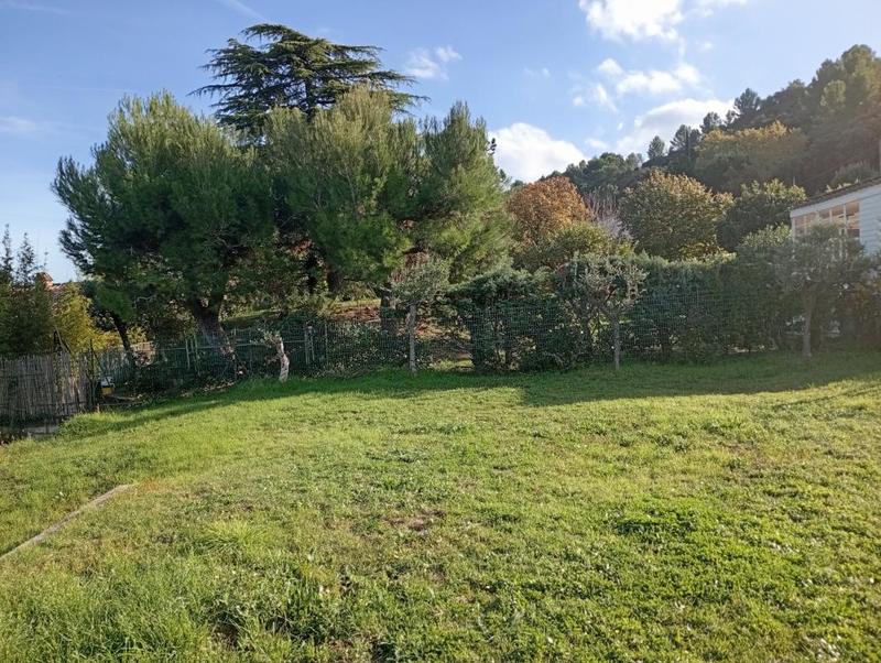 Terrain constructible - 600 m²