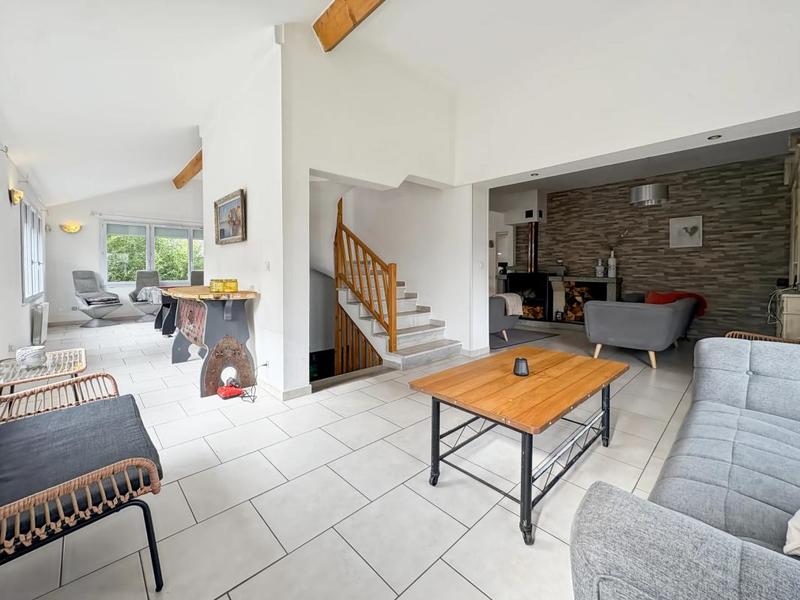 Maison - 140 m² - 7 pièces