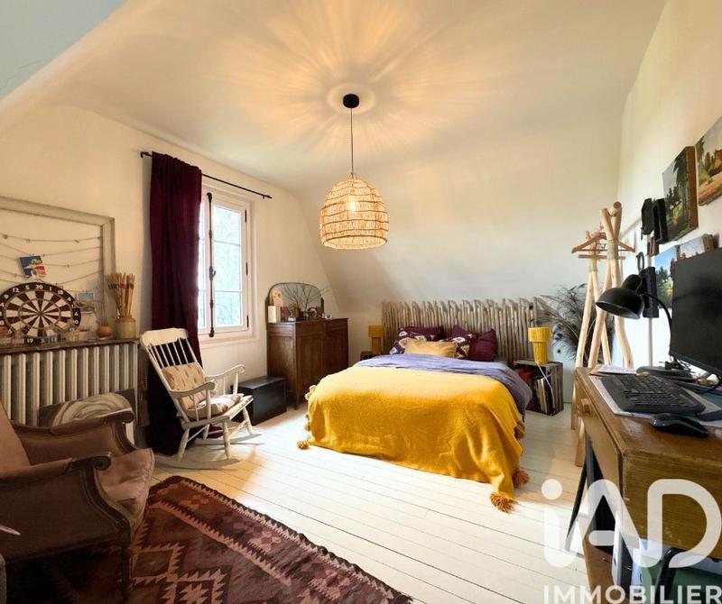 Maison - 140 m² - 6 pièces