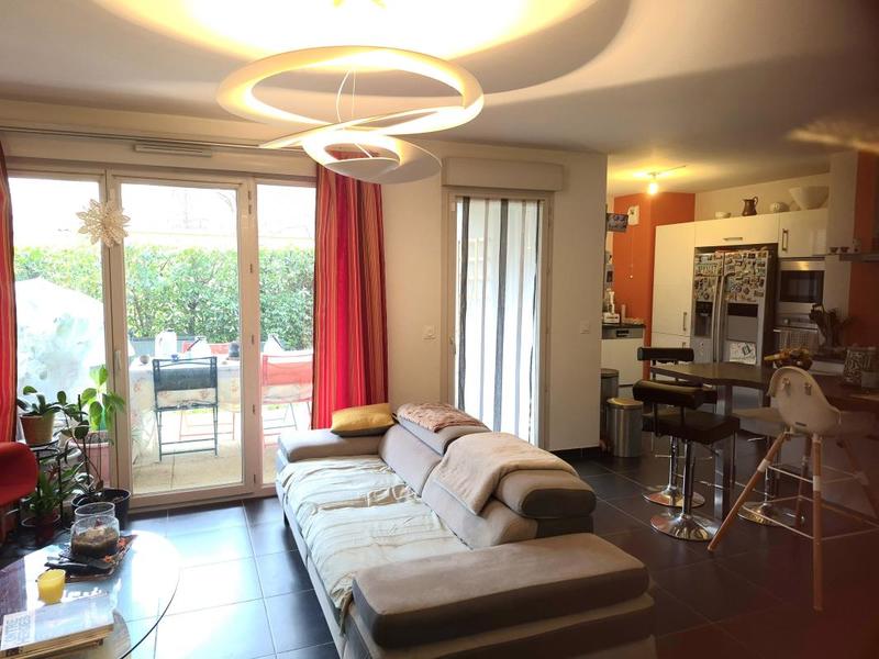 Appartement - 90 m² - 4 pièces