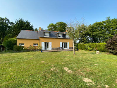 Maison - 95 m² - 4 pièces