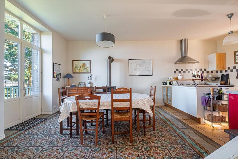 Maison - 123 m² - 6 pièces