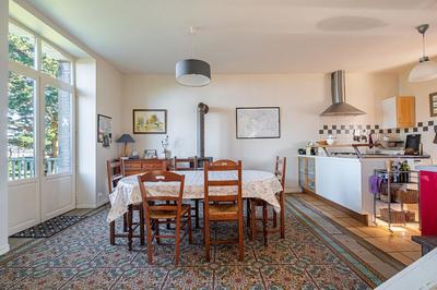 Maison - 123 m² - 6 pièces