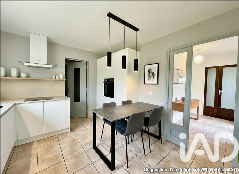 Maison - 159 m² - 8 pièces