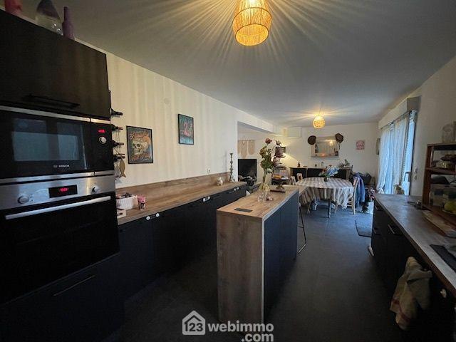 Maison - 96 m² - 5 pièces