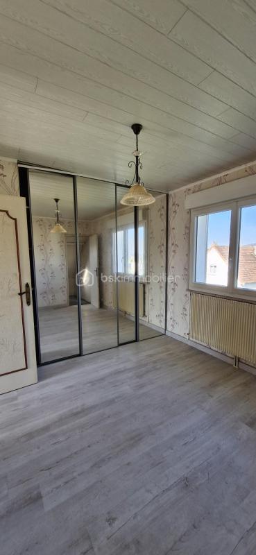 Maison - 96 m² - 3 pièces