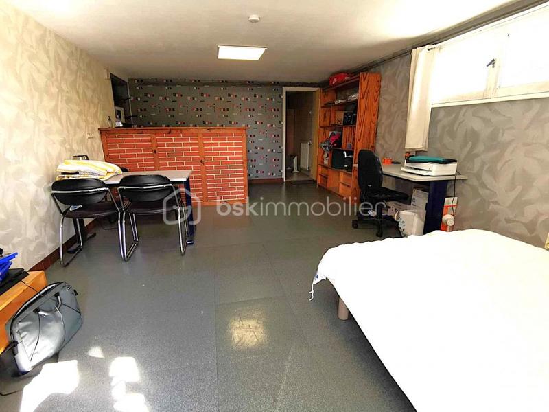 Maison - 248 m² - 11 pièces