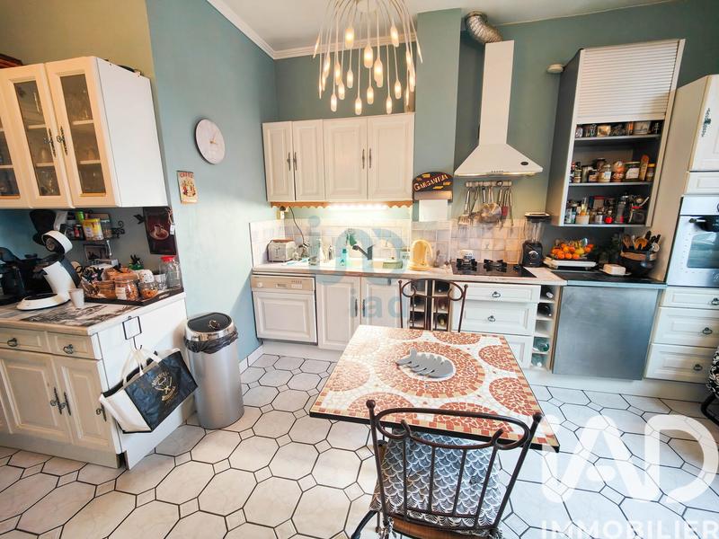 Maison - 128 m² - 5 pièces