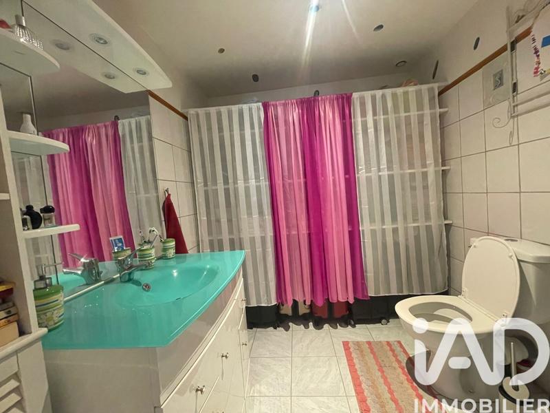 Maison - 111 m² - 7 pièces