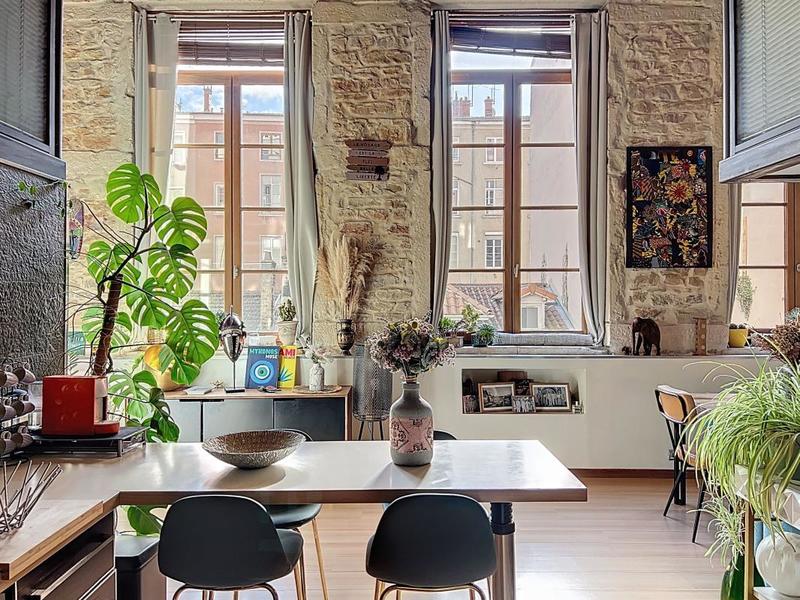 Loft - 80 m² - 3 pièces