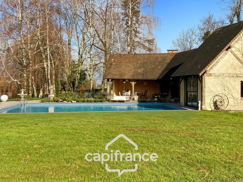 Maison - 318 m² - 8 pièces