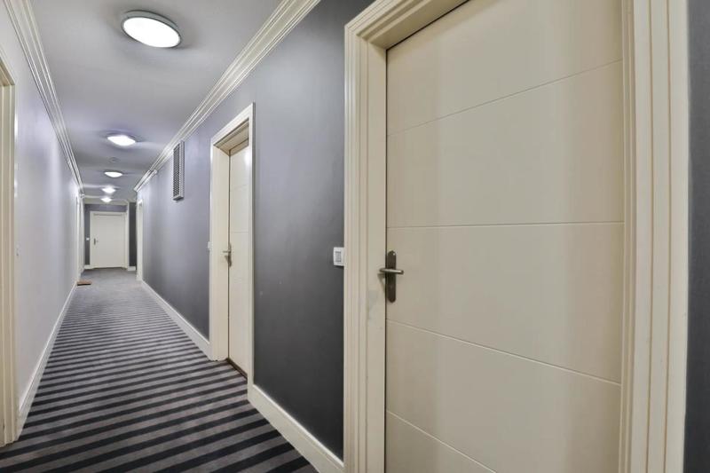 Studio - 30 m² - 1 pièce