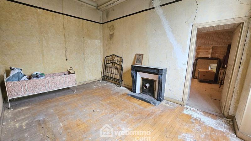 Maison - 265 m² - 14 pièces