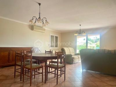 Maison traditionnelle - 115 m² - 4 pièces