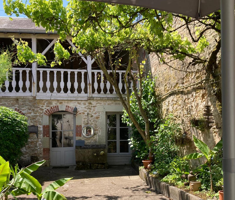 Maison - 205 m² - 6 pièces