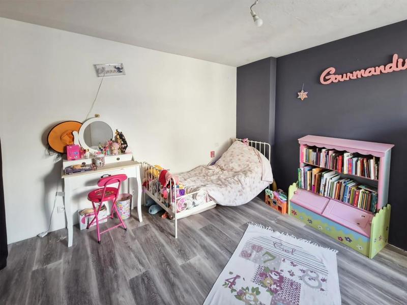 Maison - 185 m² - 6 pièces