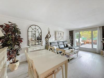 Appartement - 110 m² - 5 pièces