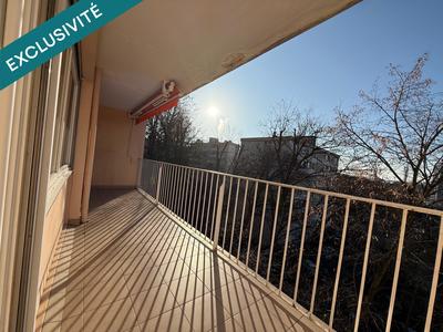 Appartement - 82 m² - 4 pièces