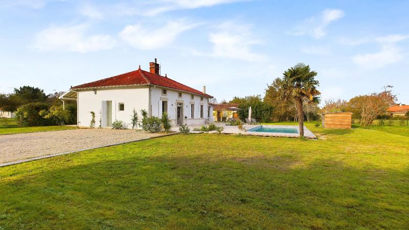 Villa - 180 m² - 7 pièces