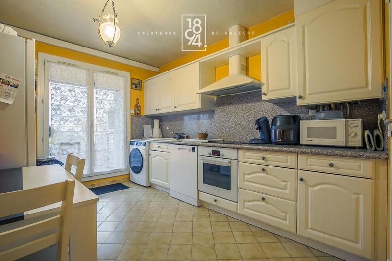 Appartement - 86 m² - 4 pièces