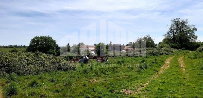 Corps de ferme - 120 m² - 4 pièces