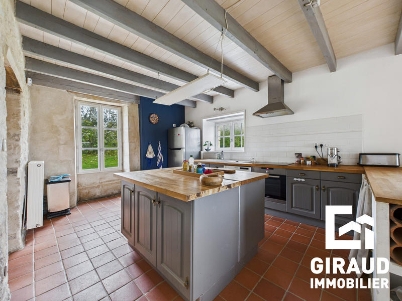 Maison ancienne - 162 m² - 5 pièces