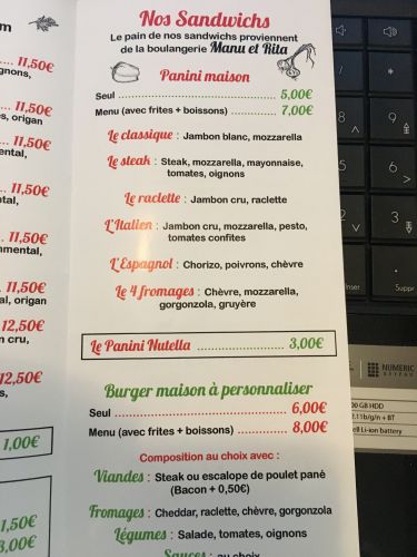 La Famiglia    Pizzas