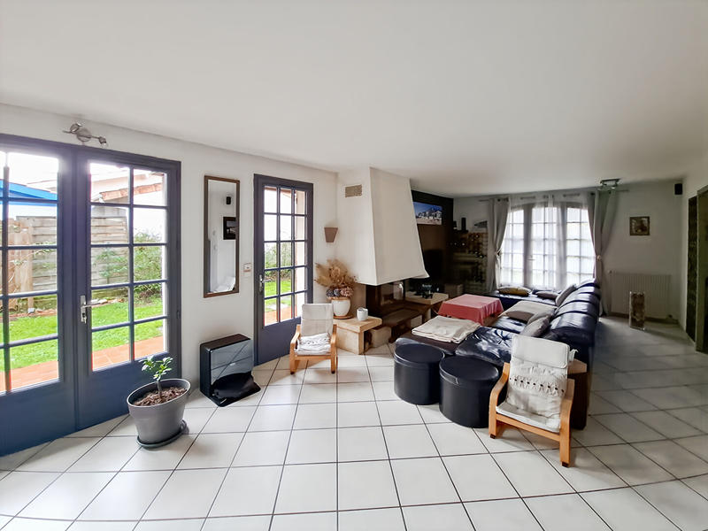 Maison - 148 m² - 6 pièces