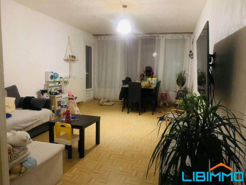 Appartement - 75 m² - 3 pièces