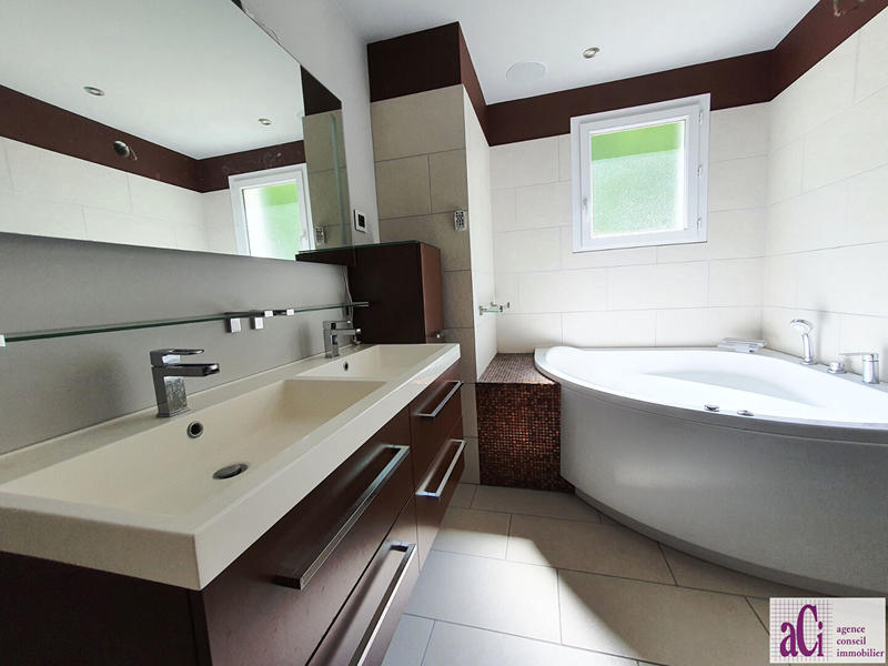 Appartement - 74 m² - 4 pièces