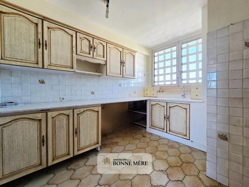 Appartement - 84 m² - 4 pièces