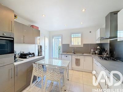 Maison - 148 m² - 5 pièces