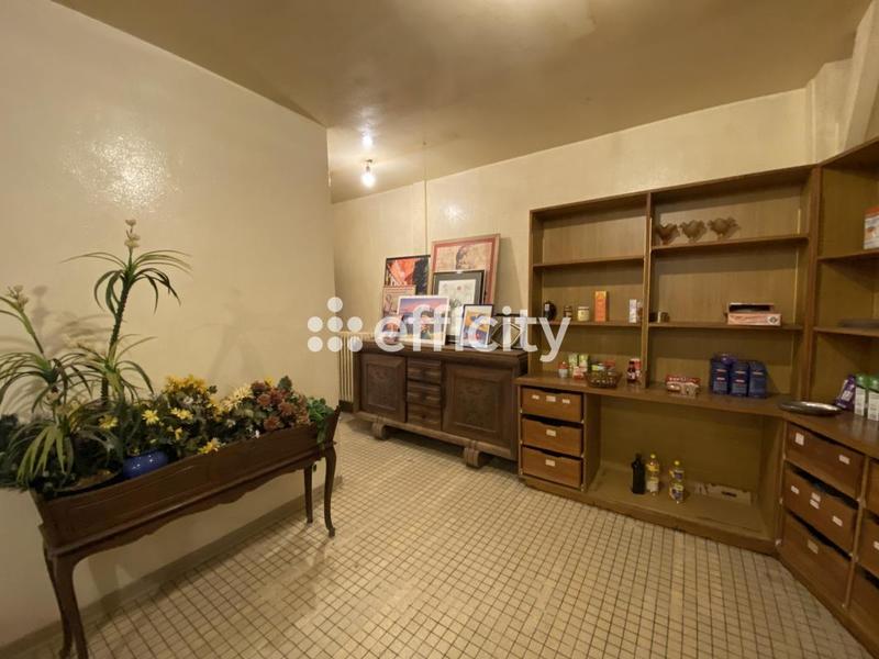 Bureau - 899 m² - 15 pièces