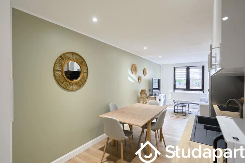 Chambre - 13 m² - 1 pièce