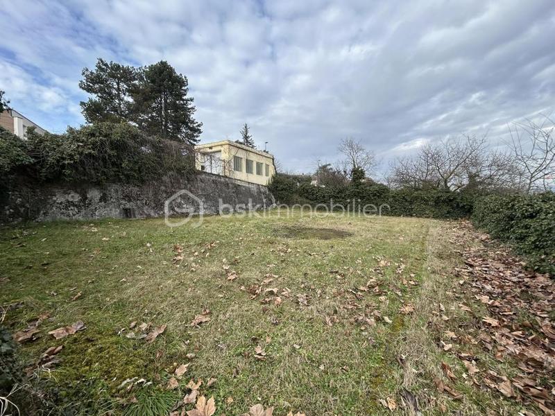 Château - 360 m² - 12 pièces