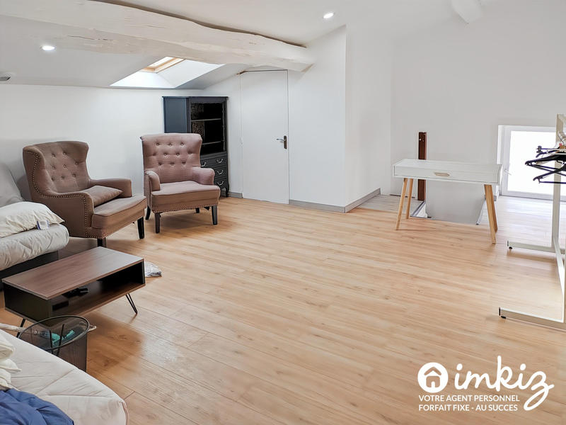 Maison - 200 m² - 8 pièces