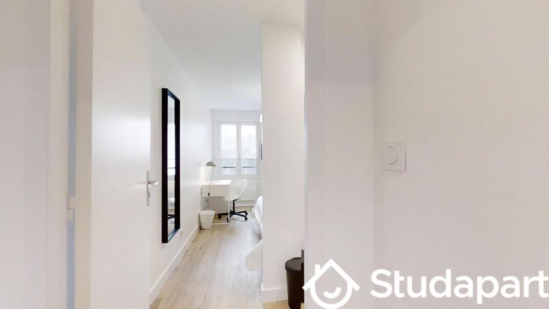 Chambre - 10 m² - 1 pièce