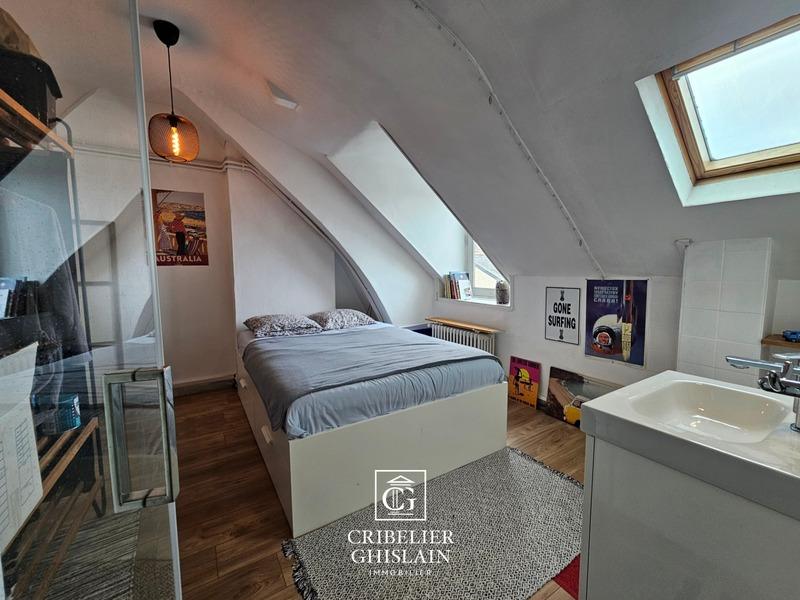 Appartement bourgeois - 190 m² - 7 pièces