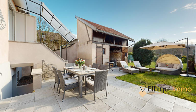 Maison - 89 m² - 5 pièces