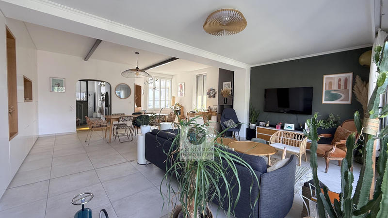 Maison - 164 m² - 6 pièces