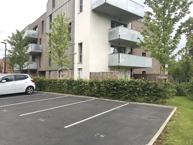 Parking / Garage - 10 m²