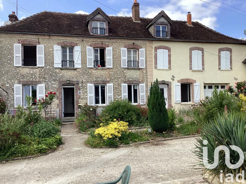 Maison - 283 m² - 10 pièces