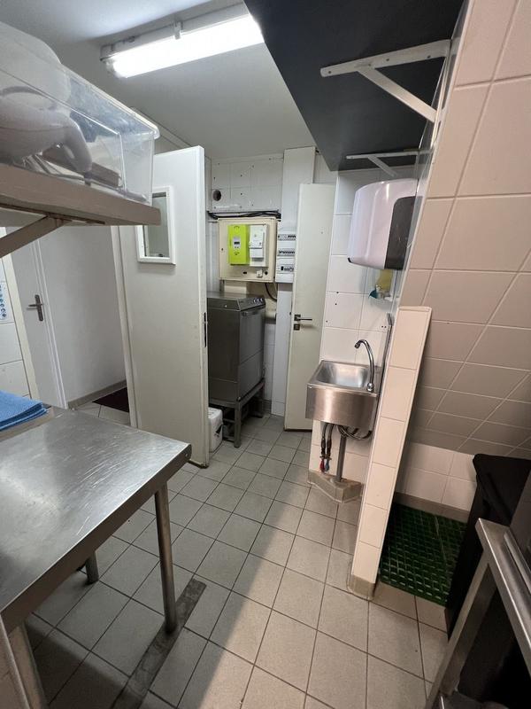 Fonds de commerce - Hôtellerie / Restauration - 77 m²