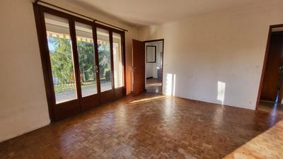 Maison - 115 m² - 8 pièces