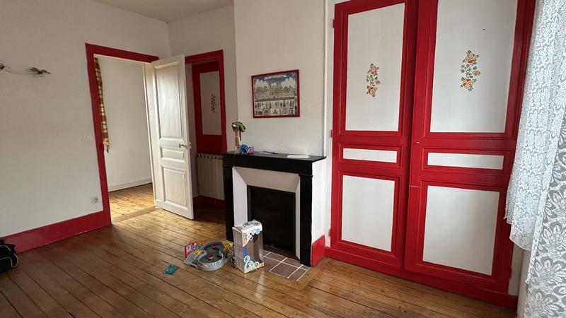 Maison - 284 m² - 11 pièces