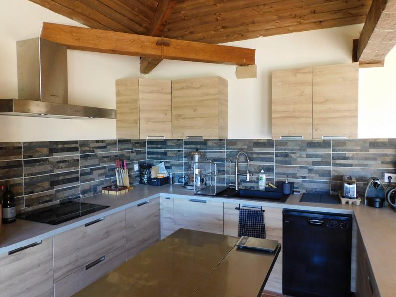 Maison - 936 m² - 23 pièces