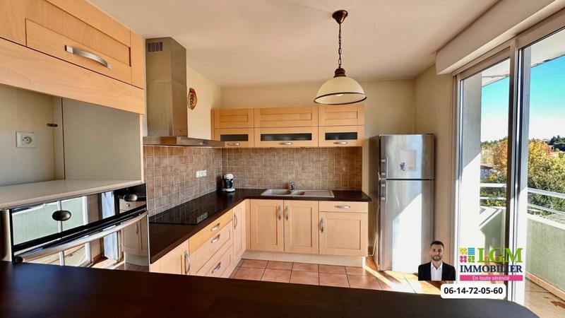 Appartement - 110 m² - 3 pièces