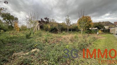 Terrain constructible - 1 172 m²
