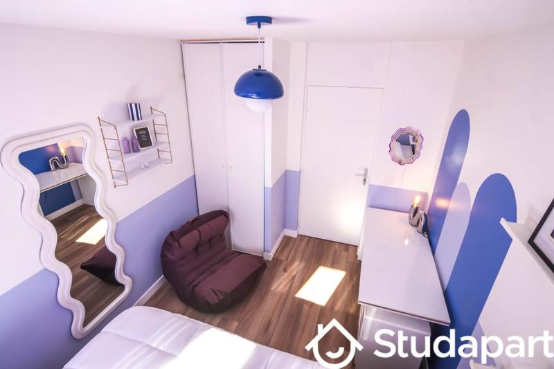 Chambre - 10 m² - 1 pièce