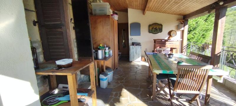 Maison en pierre - 130 m² - 5 pièces